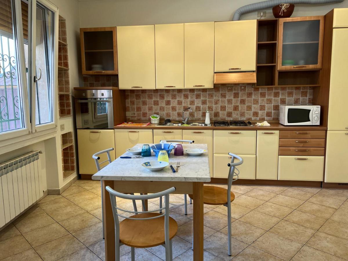 Appartamento Al Mare Ventimiglia Exterior foto